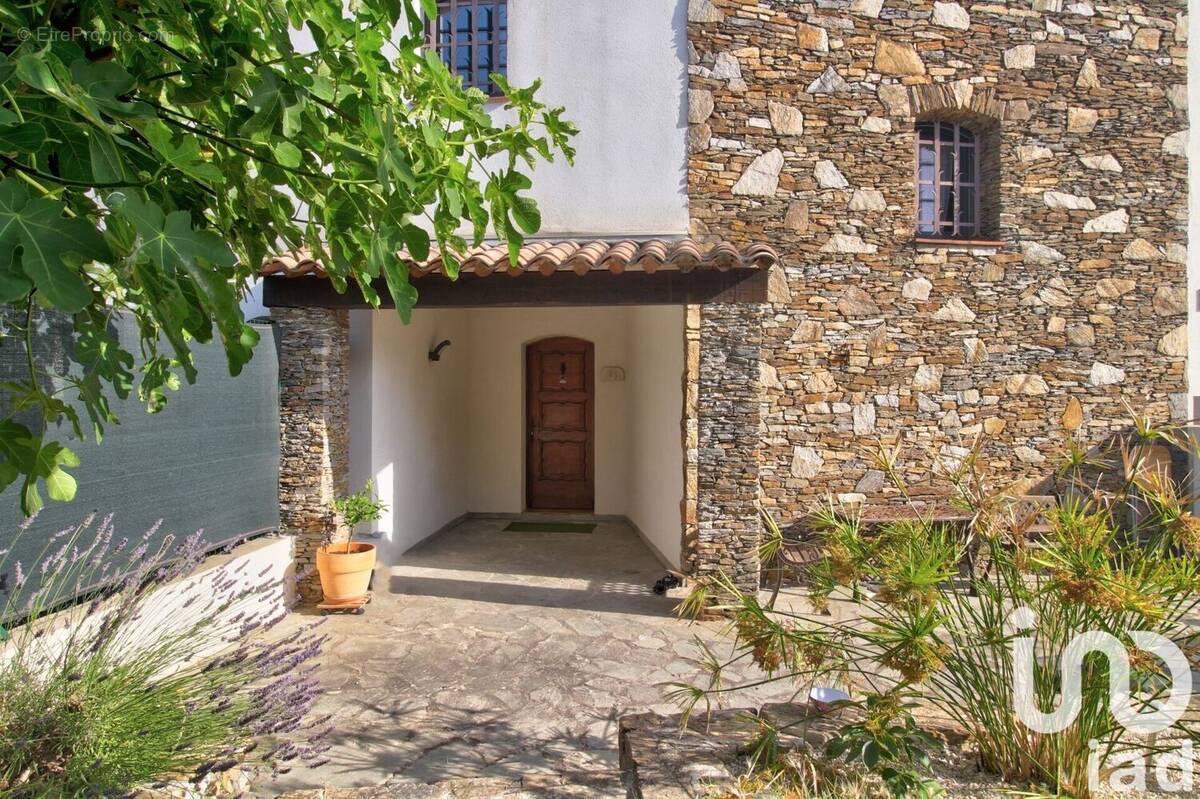 Photo 1 - Maison à OLLIOULES