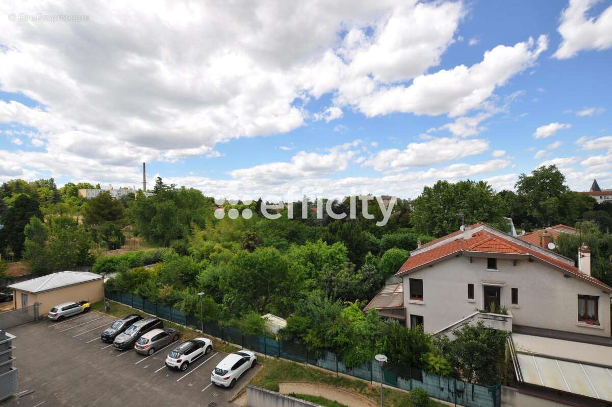 Appartement à VENISSIEUX