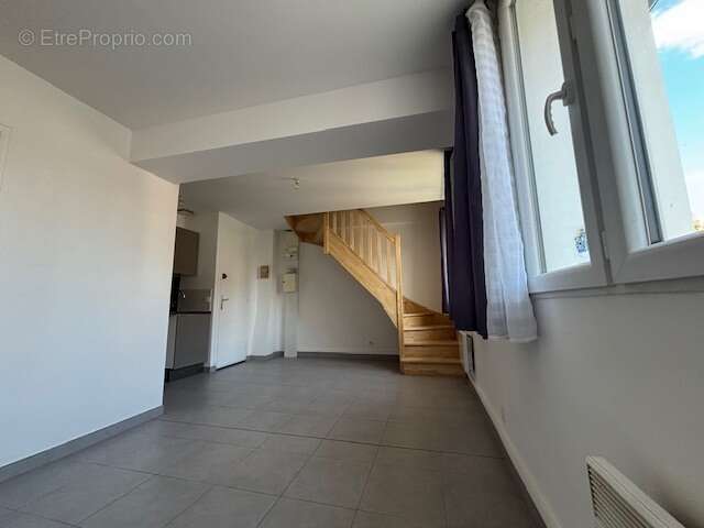 Appartement à LAMORLAYE