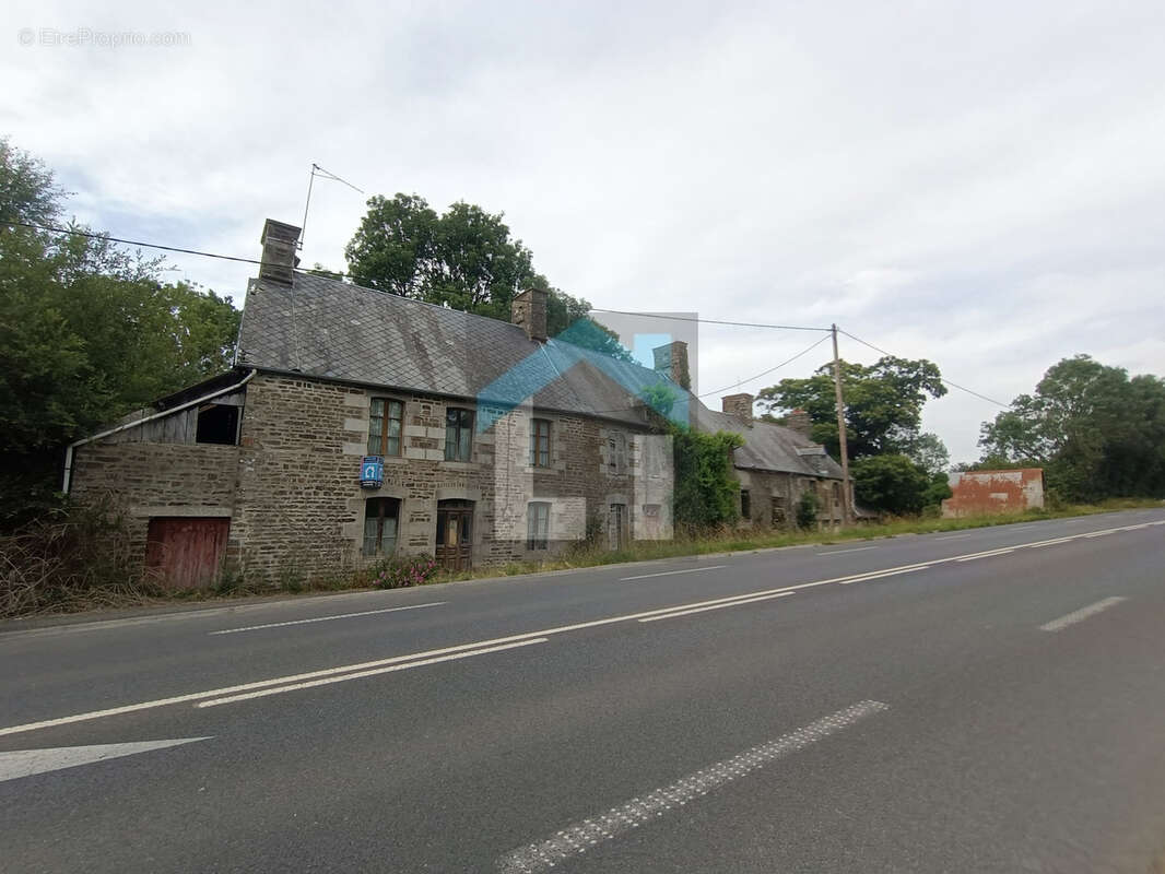 Maison à CHAMPREPUS