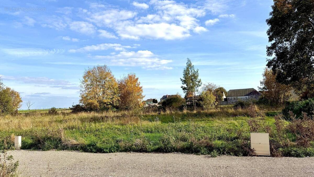 Photo 1 - Terrain à MONCEAU-LE-WAAST