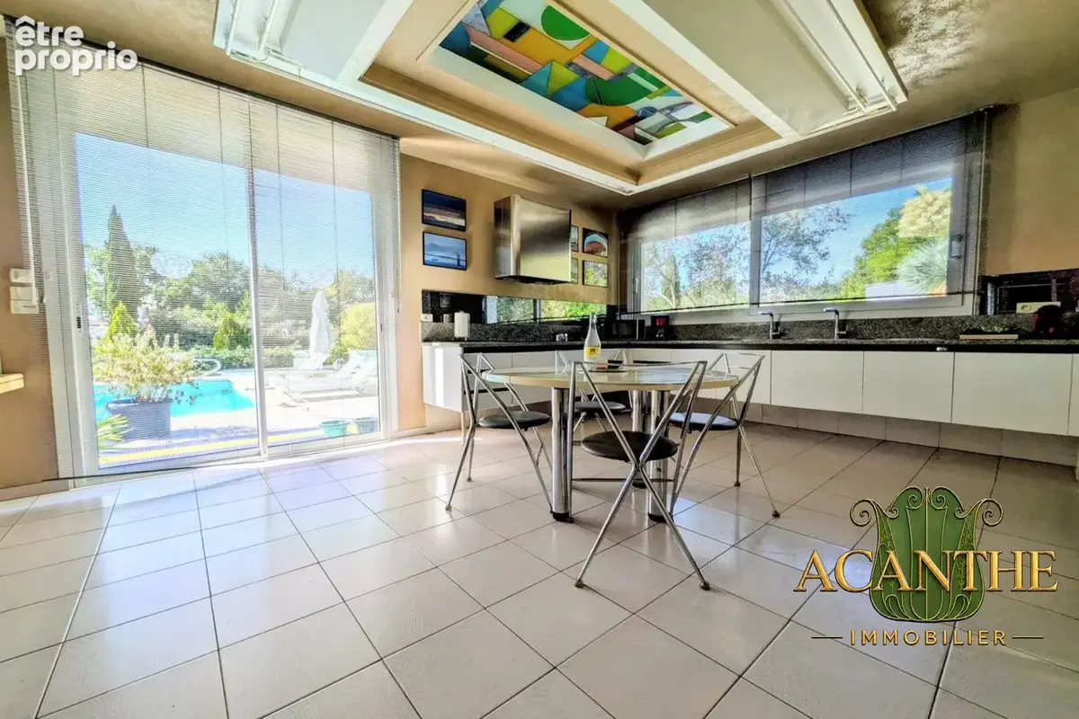 Maison 8 pièces 324 m² à vendre à Castries (34160) - photo 8