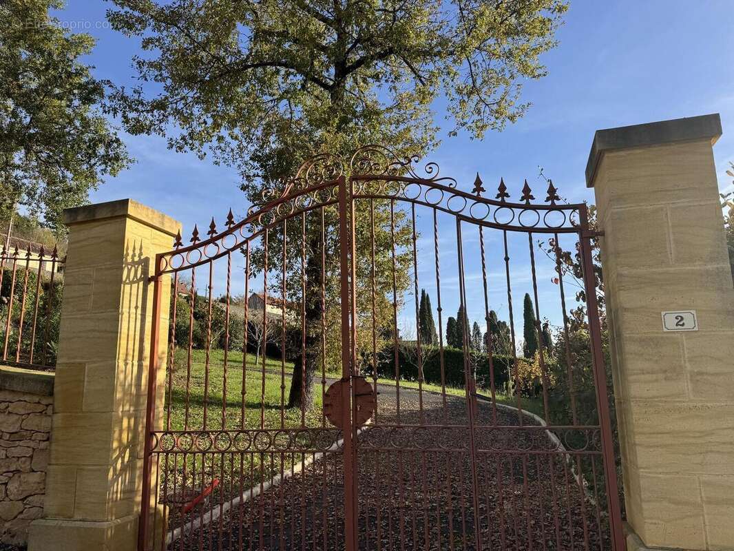 IMG0441 - Maison à SAINT-CYPRIEN