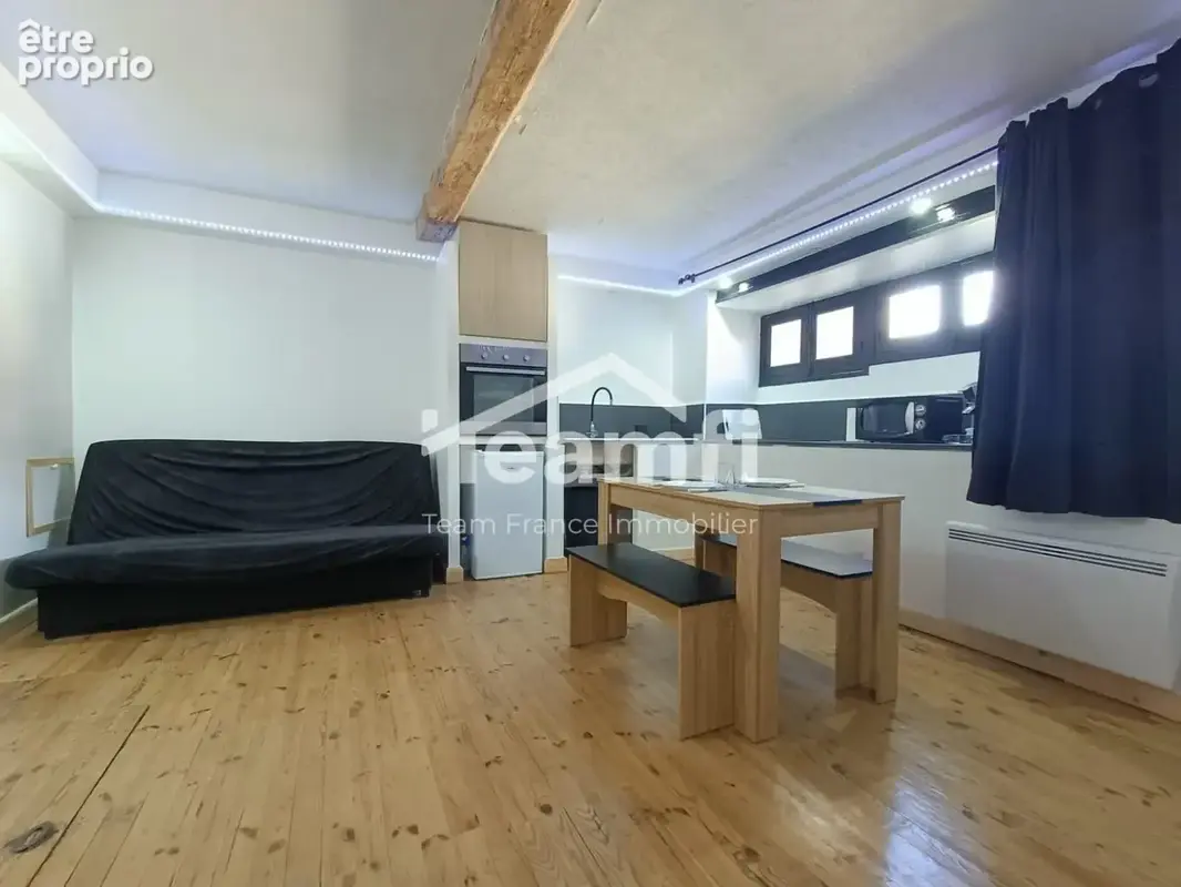Appartement 56 m² à Thiers  - photo 5
