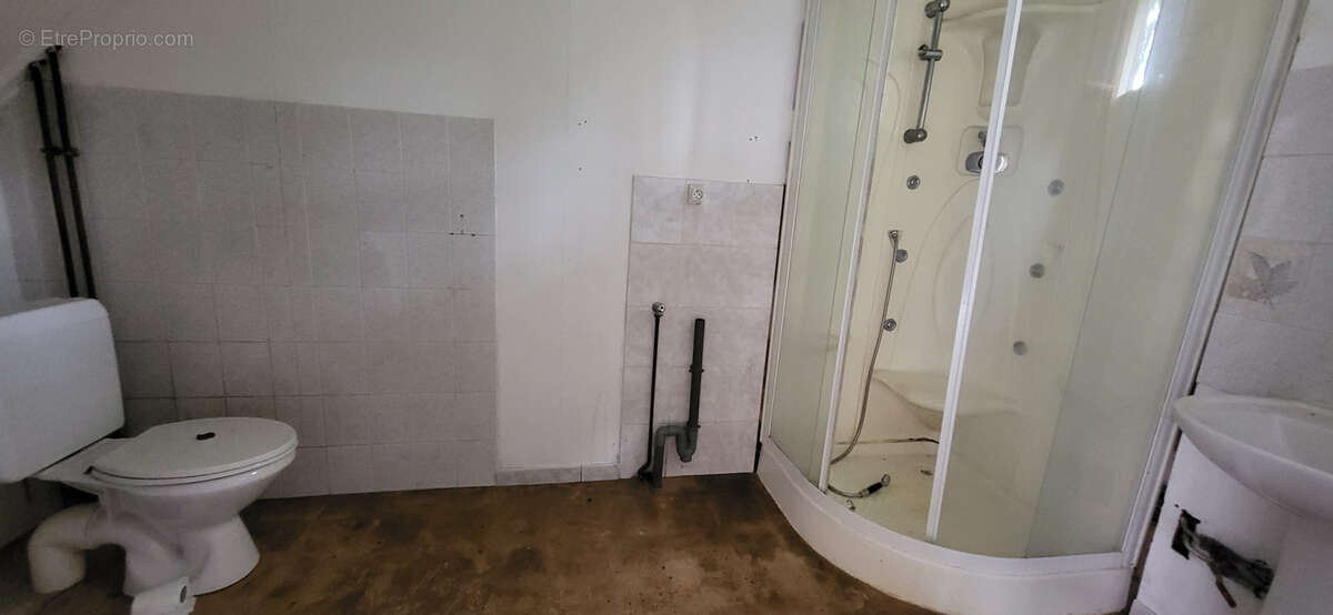 Maison à SAINT-NICOLAS-D'ALIERMONT