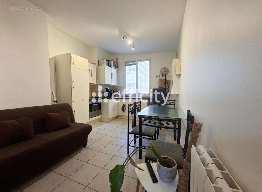 Appartement à VERSAILLES