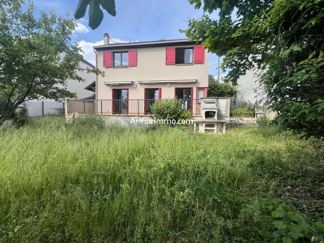 Maison à SUCY-EN-BRIE