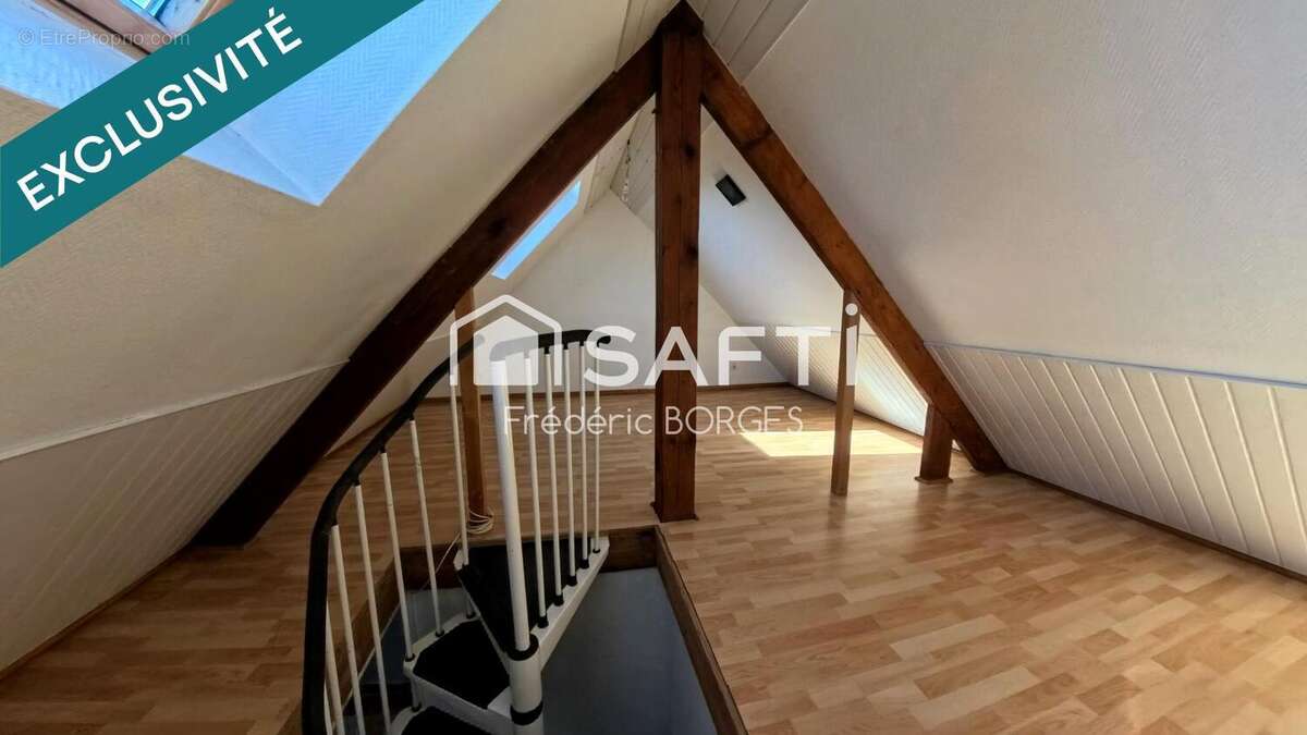 Maison 77 m² à Urvillers  - photo 8
