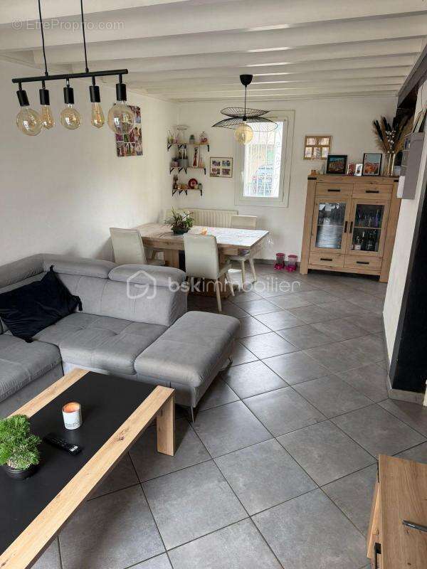 Maison à MORLAAS