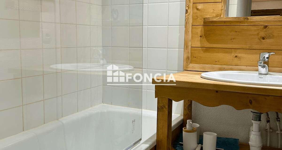 Appartement à SAINT-FRANCOIS-LONGCHAMP