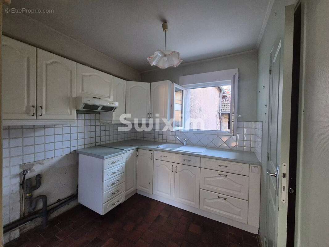 Maison à CHATILLON-EN-BAZOIS