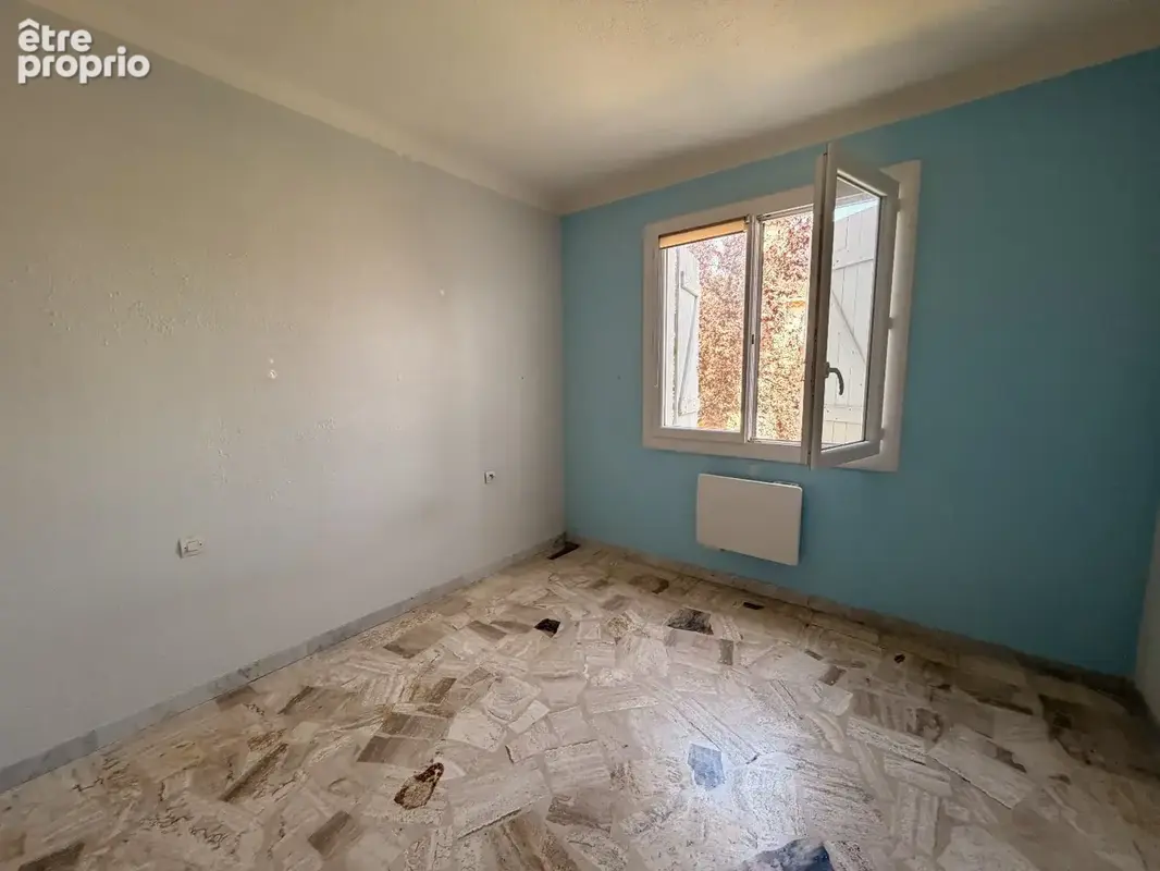 AGDE-  maison composée de deux appartements énorme potentiel terrain 579 m² - photo 8