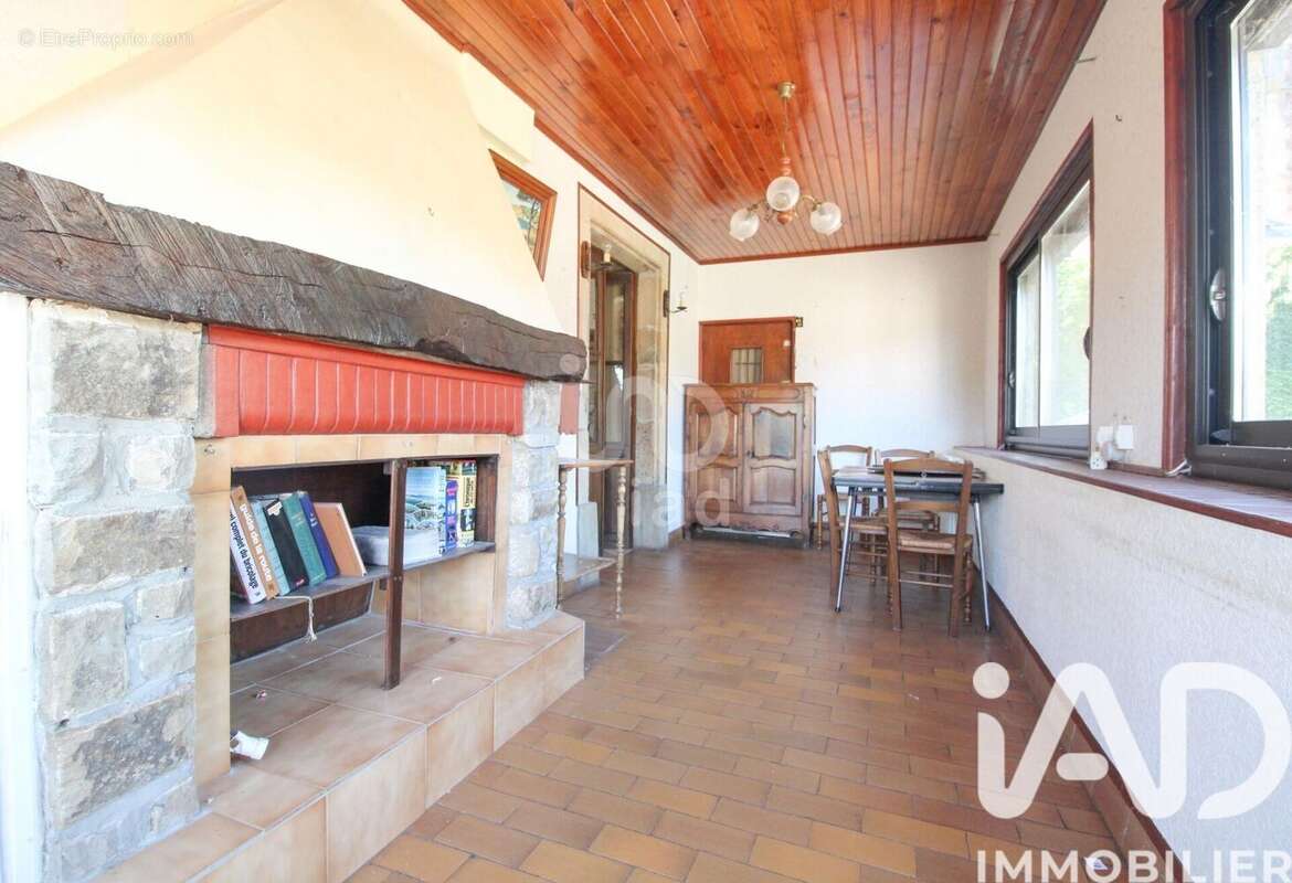 Maison 160 m² à Saint-Izaire  - photo 5