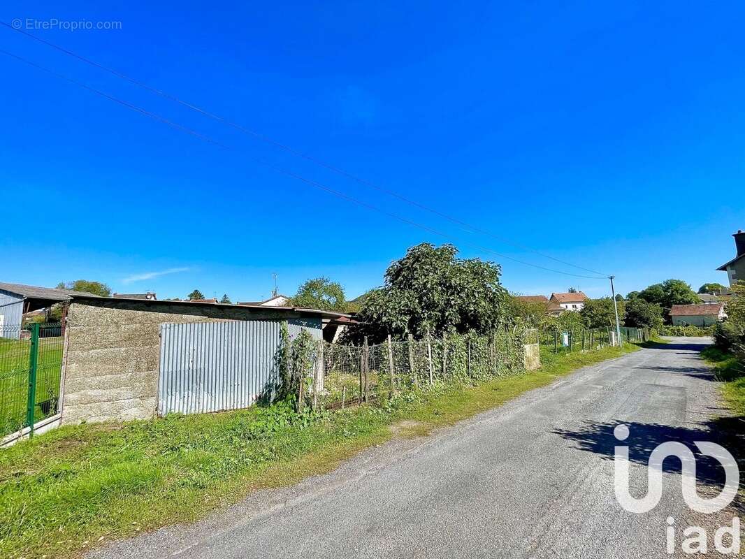 Photo 9 - Terrain à LATHUS-SAINT-REMY