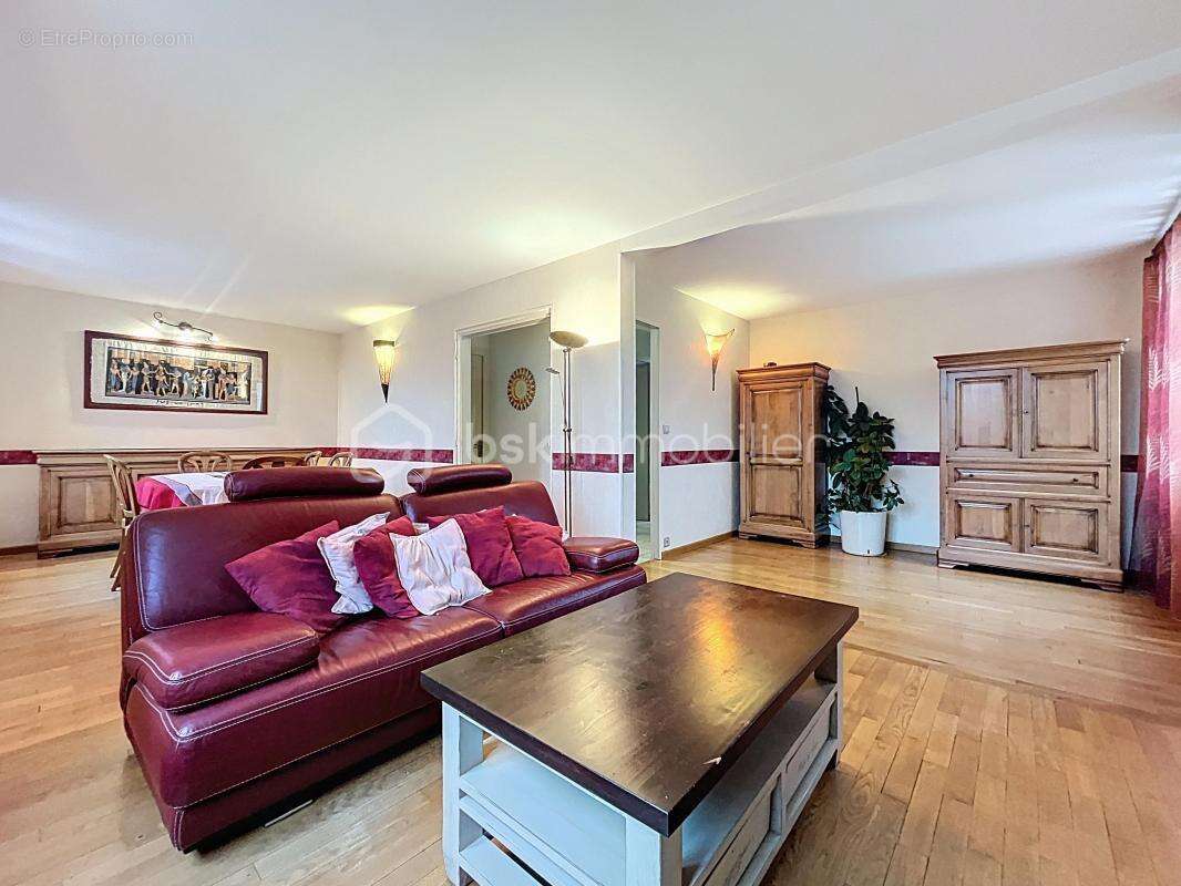 Maison à PONTAULT-COMBAULT