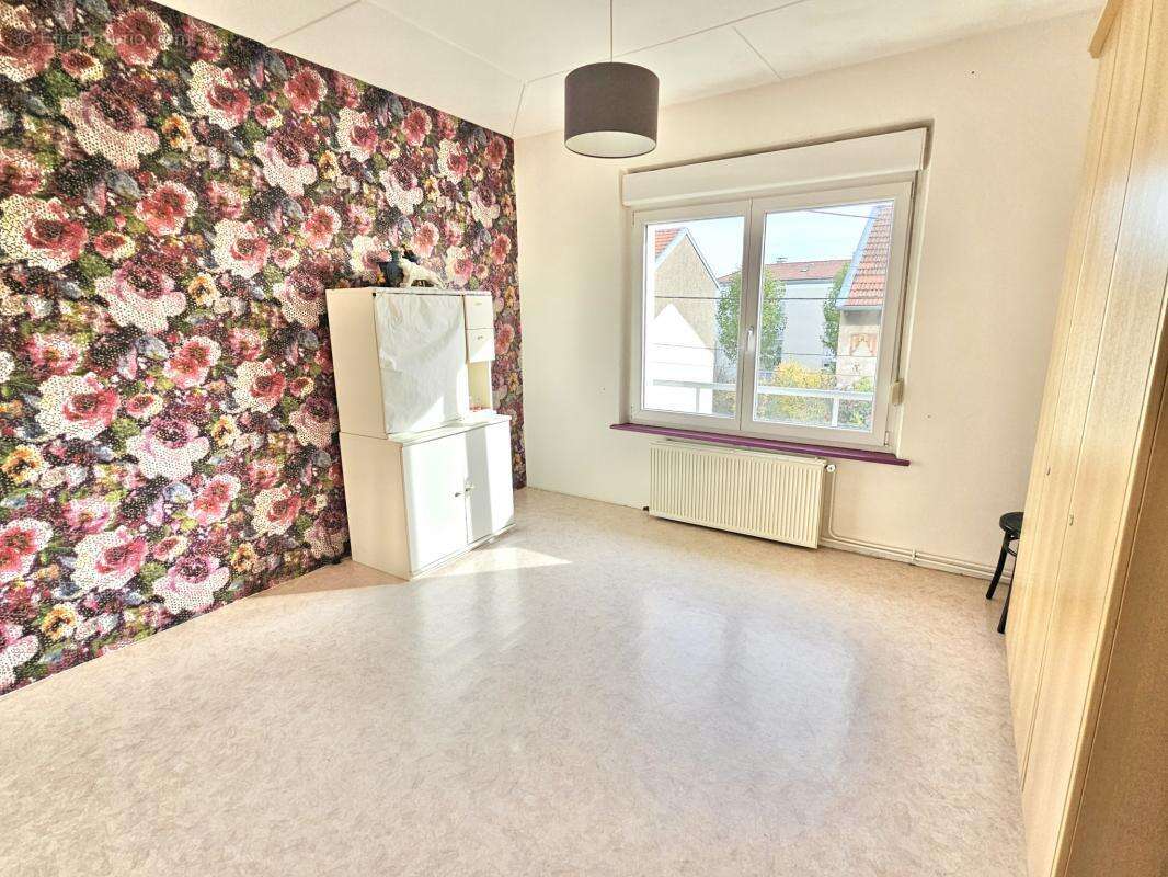 Maison à JARVILLE-LA-MALGRANGE