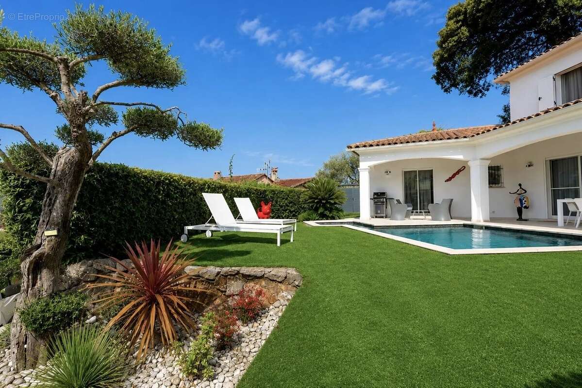 Coup de coeur - villa individuelle avec piscine et dépendance – pégomas - photo 33