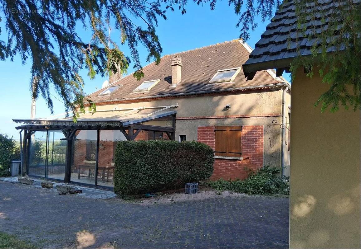Maison à MONTFEY