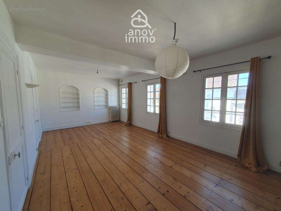 Centre ville, belle maison de 196m2 5/6 ch, jardin - photo 12