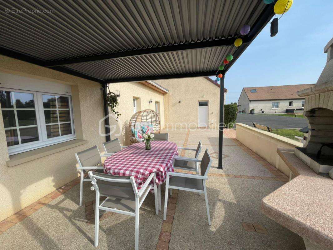 Maison à CHATEAU-LANDON