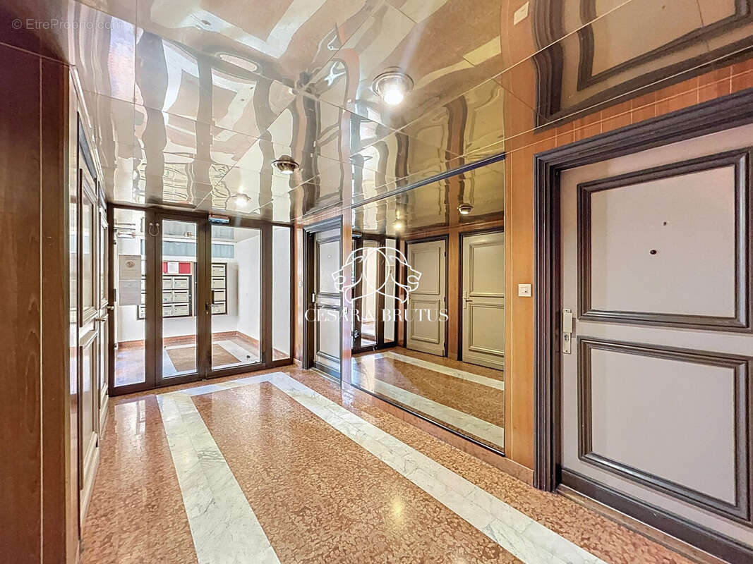 Appartement à SAINTE-FOY-LES-LYON