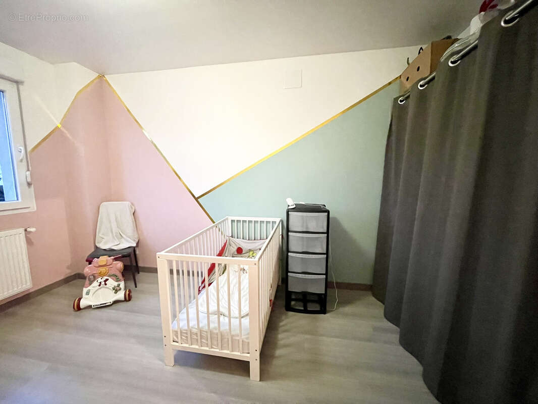 Maison à AUDUN-LE-ROMAN