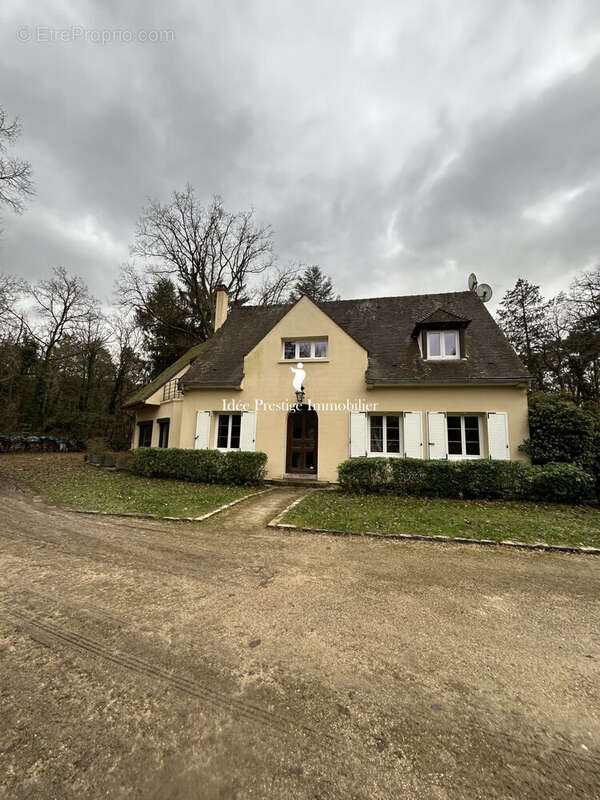 Maison à FONTAINEBLEAU