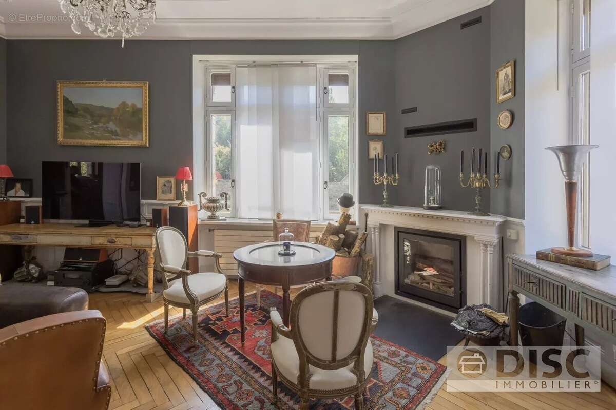 Magnifique maison de maître entièrement rénovée avec jardin et piscine - photo 5
