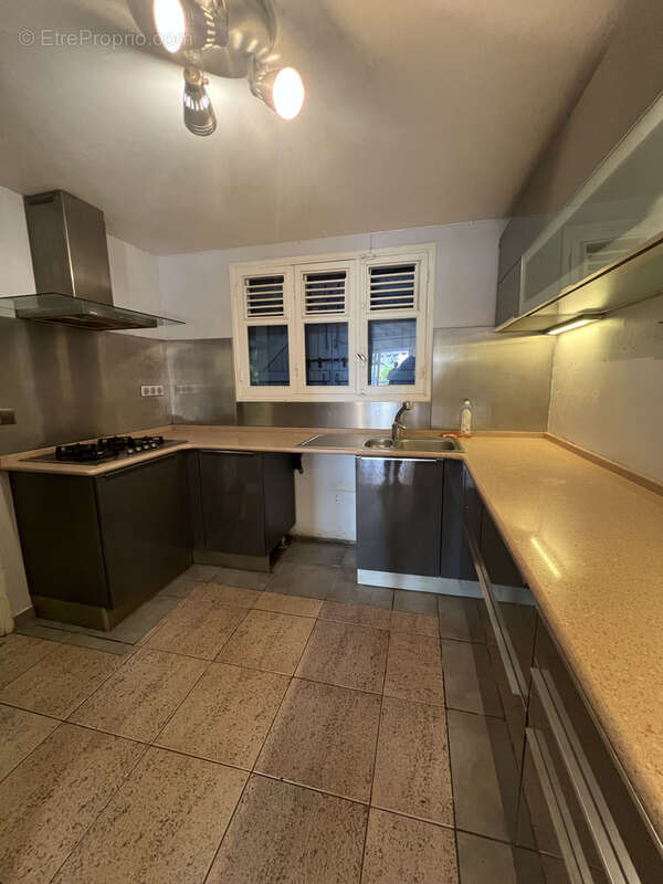 Maison à BAIE-MAHAULT