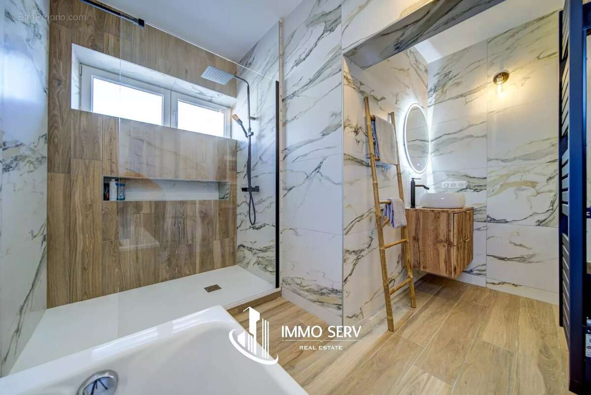 Appartement à AMNEVILLE