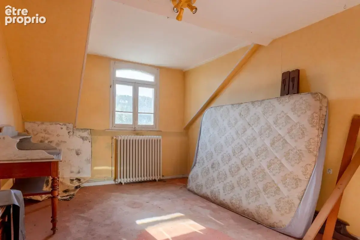 Ensemble immobilier - 1 932 m² - Montivilliers (76) - photo 2