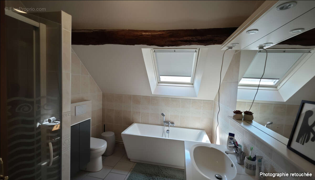 Commerce à VILLENEUVE-SUR-YONNE