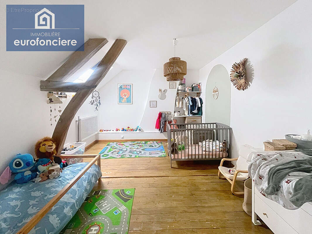 Maison à LES GRANDES-CHAPELLES