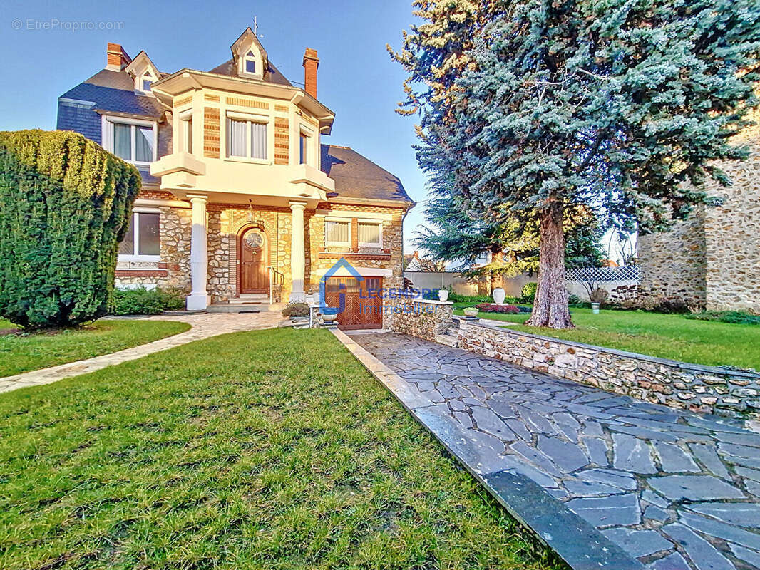 Maison à CORMEILLES-EN-PARISIS