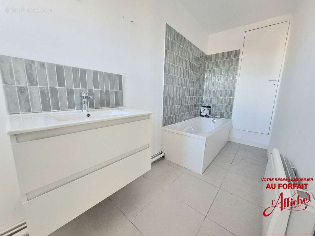 Maison à CASTELGINEST