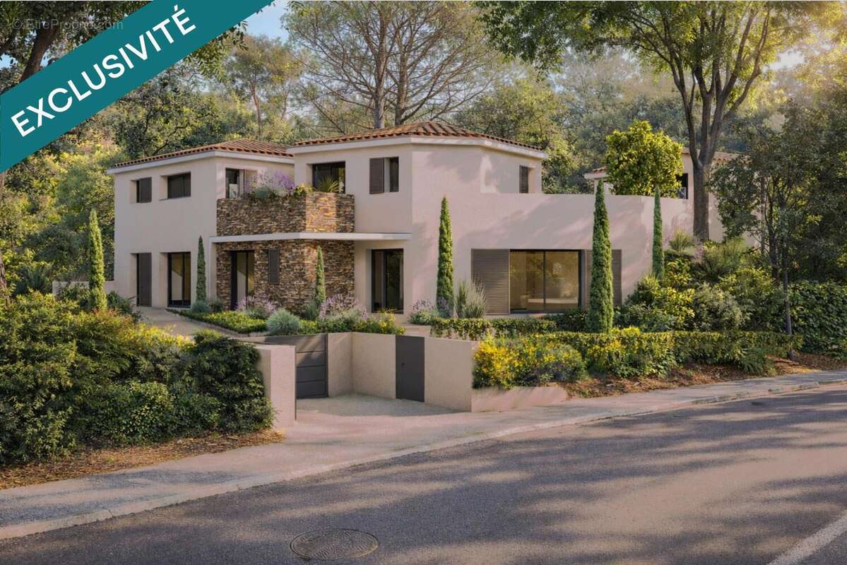 Photo 2 - Terrain à SAINTE-MAXIME