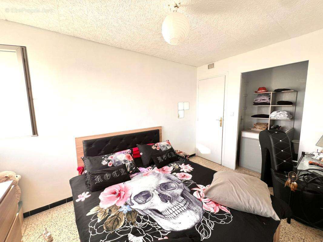 Appartement à MARSEILLE-15E
