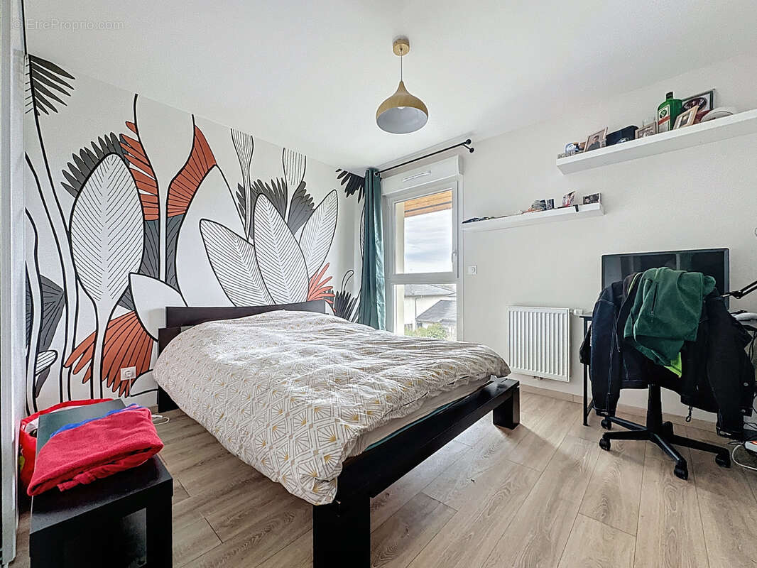 Appartement à SALLENOVES