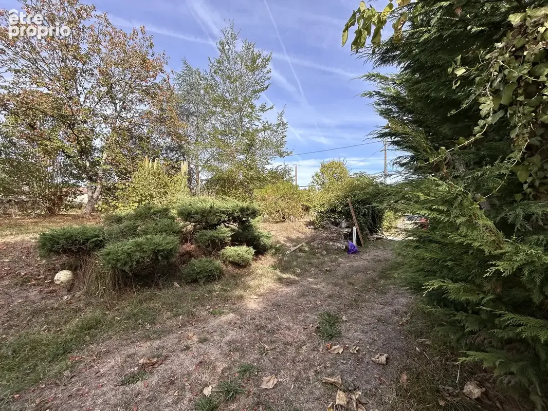 SAINT REMY : Maison de plain-pied de 150 m² à restaurer sur 5 051 m² de terrain - photo 17