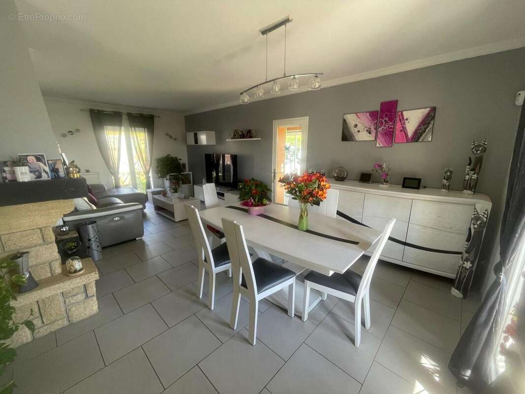 Maison 103 m² à Port-Sainte-Marie  - photo 7