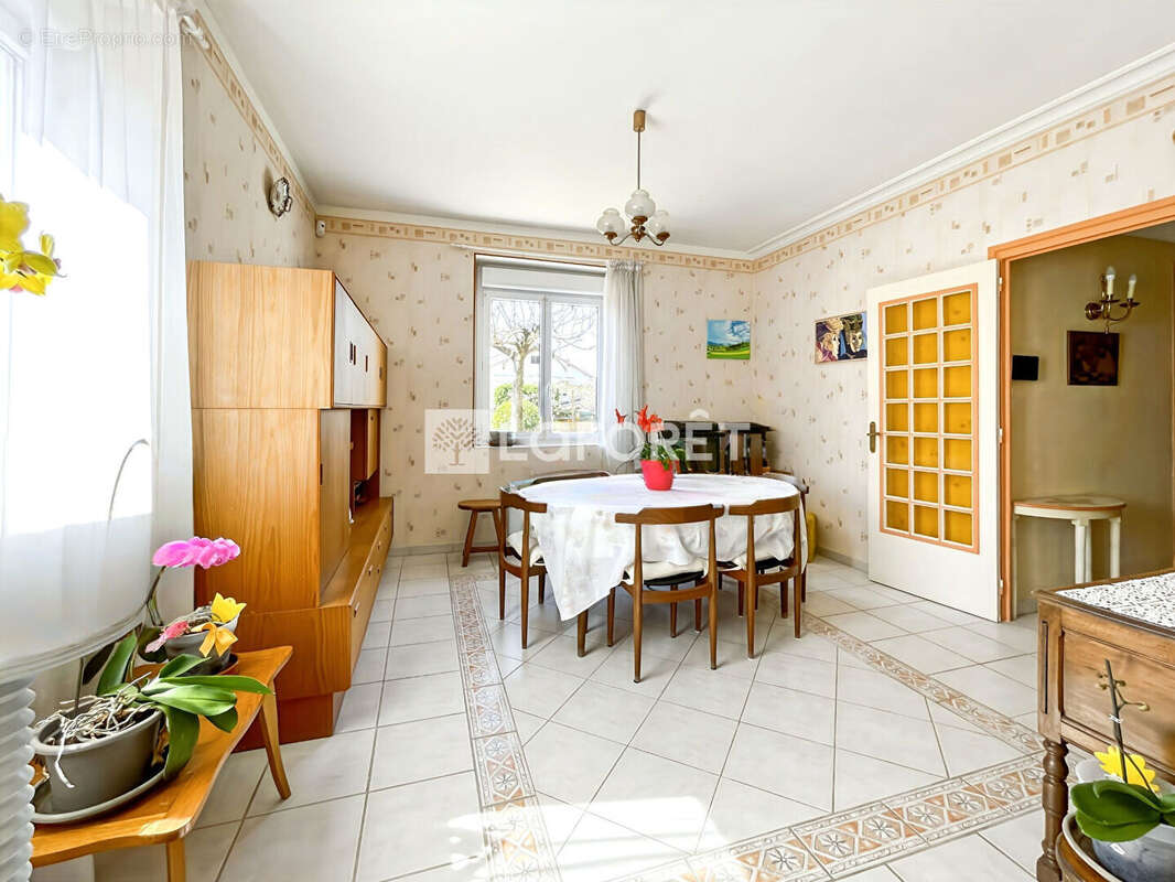 Maison 7 chambres avec piscine intérieure et garages - Portes-lès-Valence - photo 4