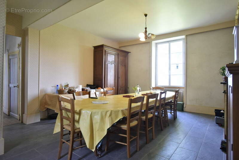 n°5 - Maison à AUTUN