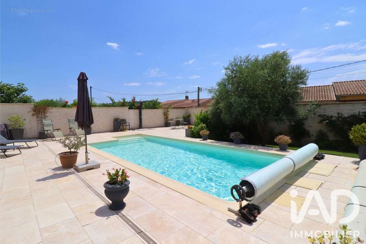 Photo 3 - Maison à SAINT-JULIEN