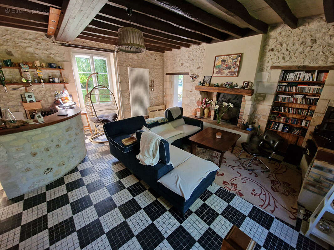 Maison à SAINT-AIGNY