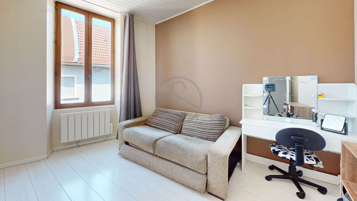 LA FRETTE  38260 - Maison familiale 89 m²  - 4 chambres - Terrain constructible de 529 m² - photo 6