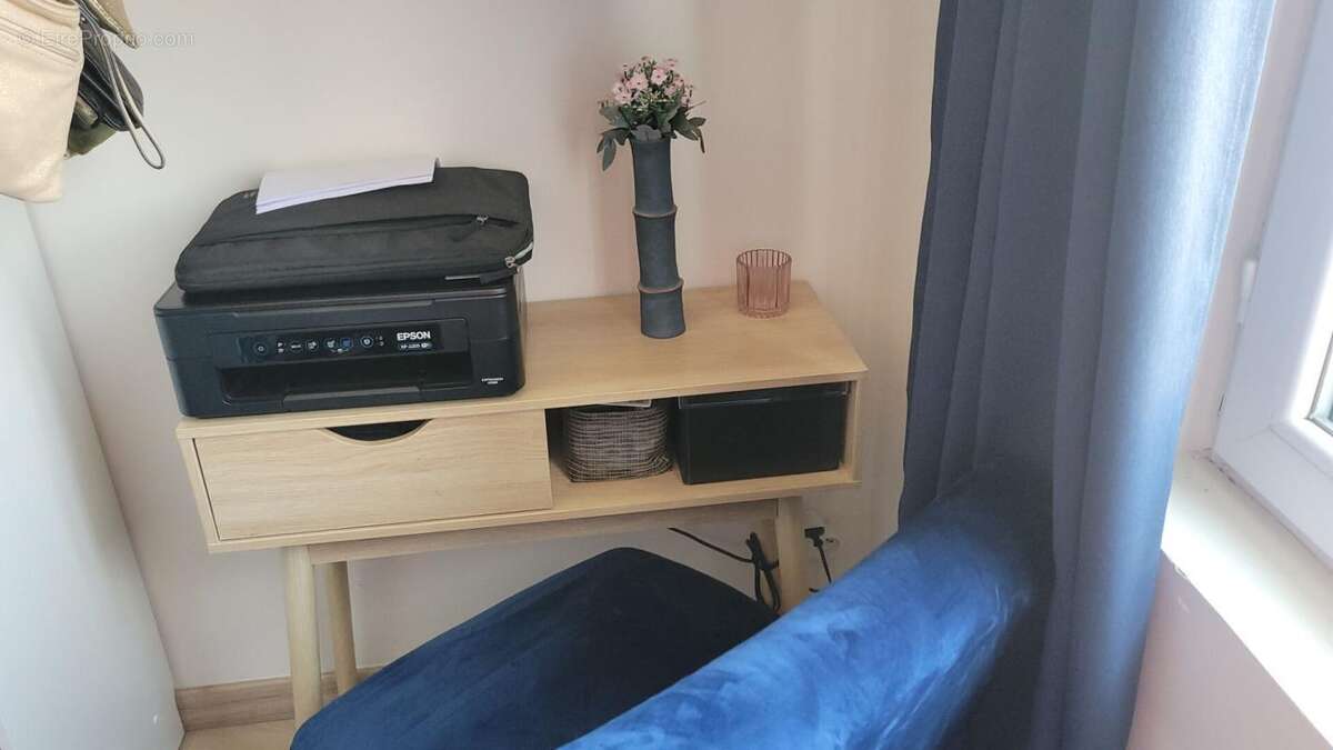 Barbentane 13570 ; Appartement T3 au 1er étage - 56 m² -  parking - - photo 6
