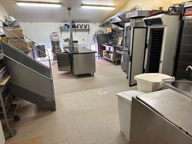 A vendre - boulangerie patisserie - centre ville - photo 9