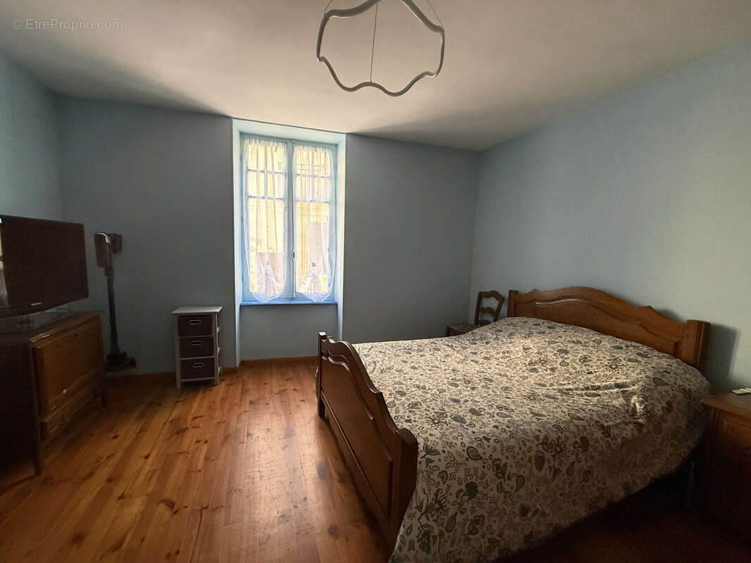 Appartement à SAINT-AFFRIQUE