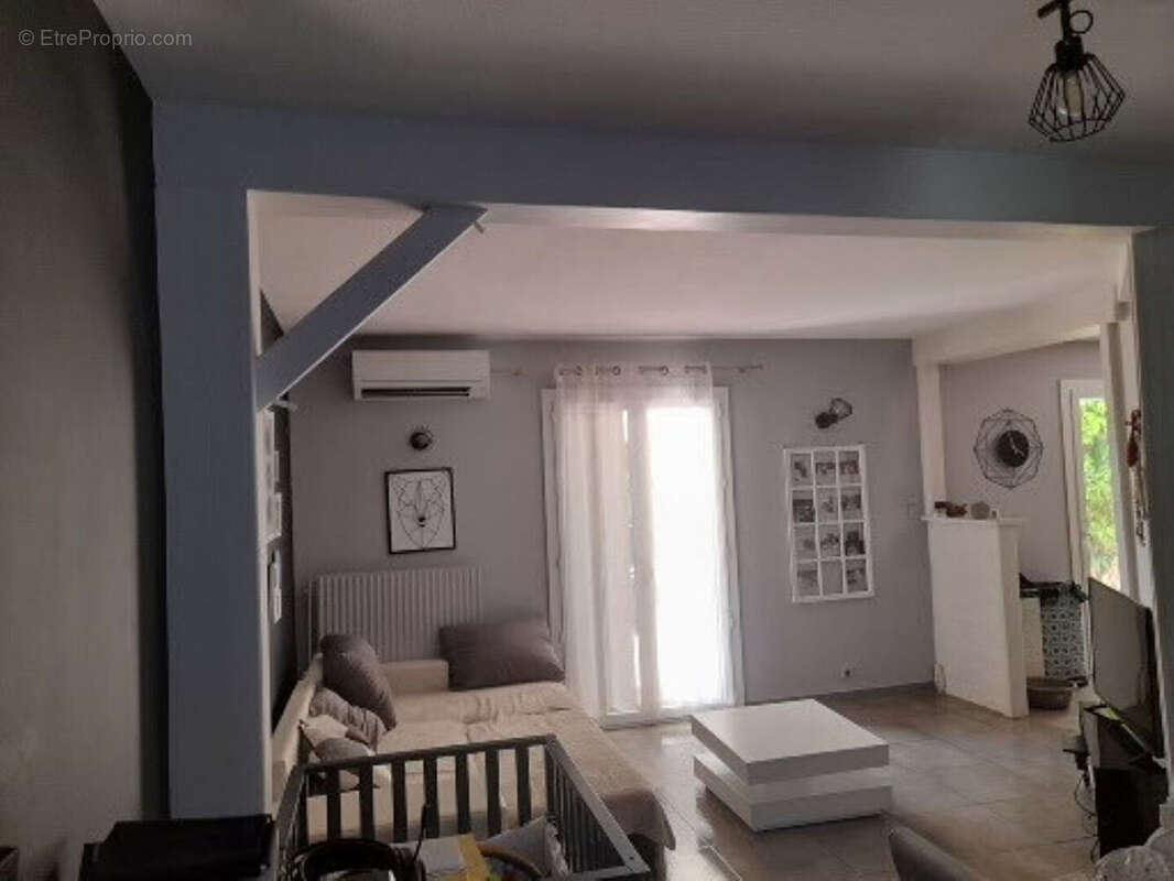 Maison à LES ANGLES