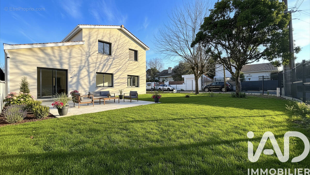 Photo 1 - Maison à PESSAC